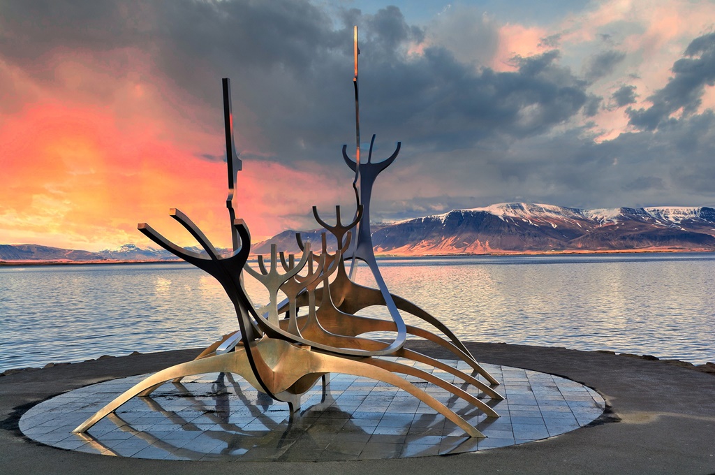 Islanda - tara ghetii si a focului