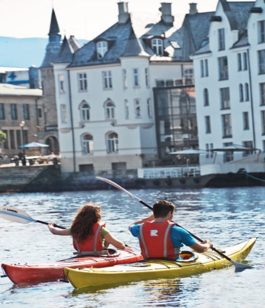 Ziua 6: Geiranger – Alesund - Circuit Premium Stavanger - Fiordurile Norvegiei - Alesund si Trondheim